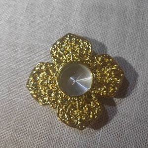 Gold Tone Reliquary: Small Metal Cross, Christian Religious Gift (1.6cm)