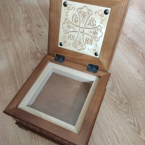 Alder Wood Reliquary Casket: Christian Religious Gift