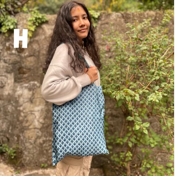 Upcycled Sari Tote Bag: Handmade Recycled Vintage Handbag