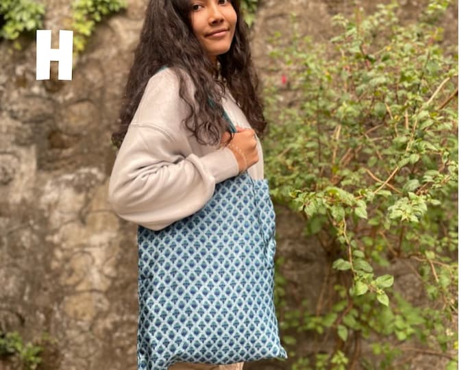 Upcycled Sari Tote Bag: Handmade Recycled Vintage Handbag