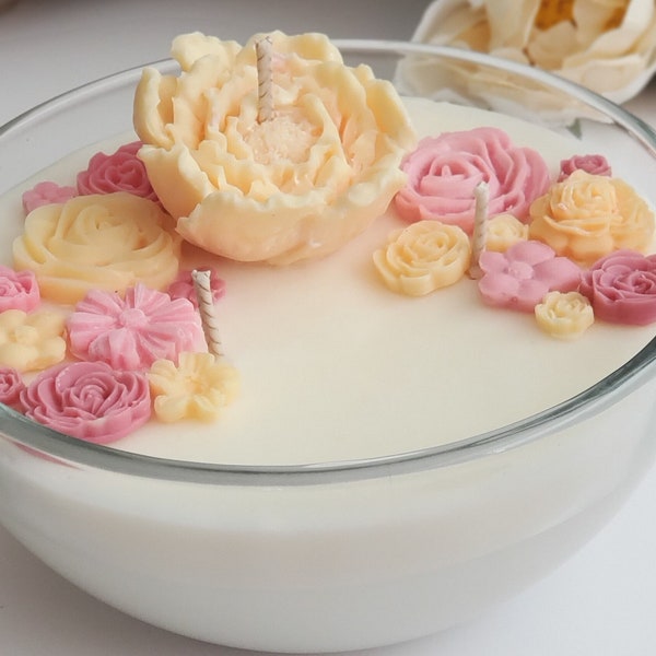 Flower Bouquet Candle Bowl I 18oz Soy Wax Candle I 3 Wick I Valentine's DayI Paraben Free I Gift For Her I Birthday Gift I Candle Mold