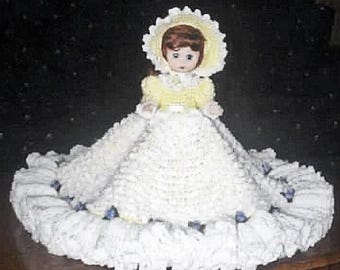 Haakpatroon voor een bedpop uit de jaren 50, inclusief een outfit voor een kussenpop (PDF, direct te downloaden).