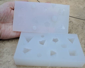 Sharp Edge Dice Set Mold