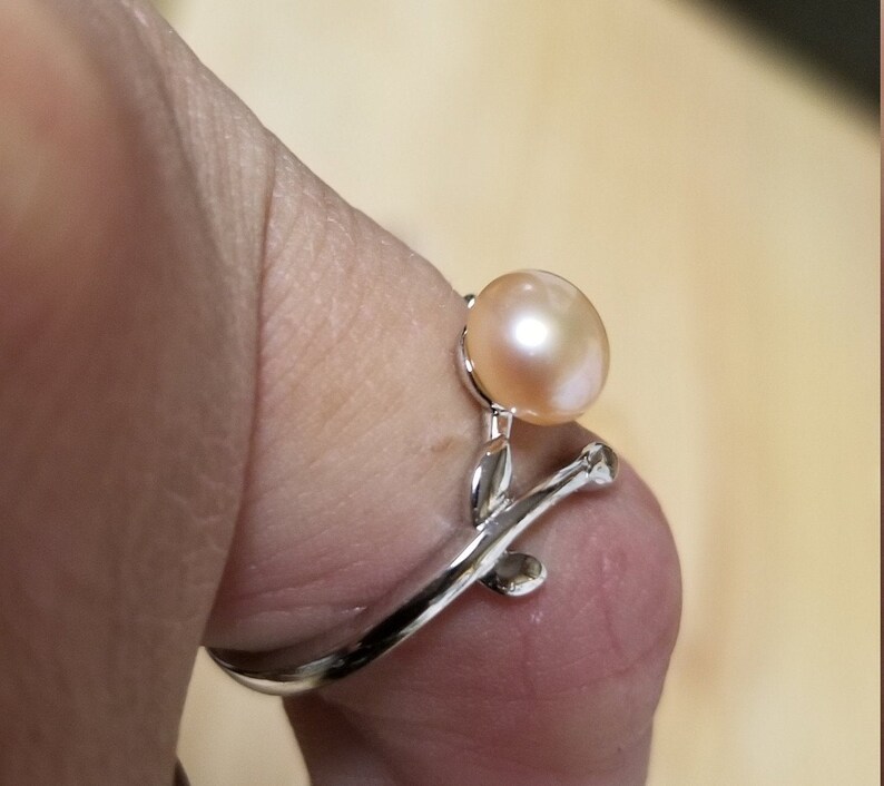 Leaf /& Vine Peal Ring