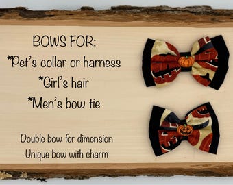Nœud papillon d'Halloween fabriqué à partir de tissu sous licence pour collier/harnais pour chien/animal de compagnie, bandeau/pince à cheveux/élastique pour chien, nœud papillon pour homme avec breloque