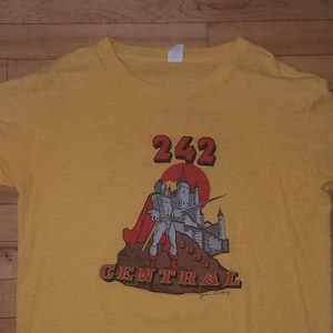 Vintage 242 Central High Class of 1983 T Shirt thin Philly Philadelphia
