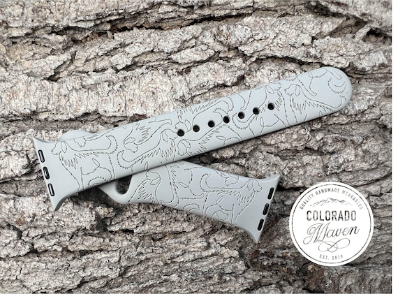Golden Retriever Silicone Watch Band Laser Engraved, Apple Watch Compatible Series 1-11, SE 1-3 & Ultra 1-3
