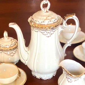 Tea Set for 6 Gilded Edelstein Bavaria Coffee Pot Ivory Porcelain heavy use of 22 kt Gold teapot creamer & sugar teacup saucer sets 17 piece