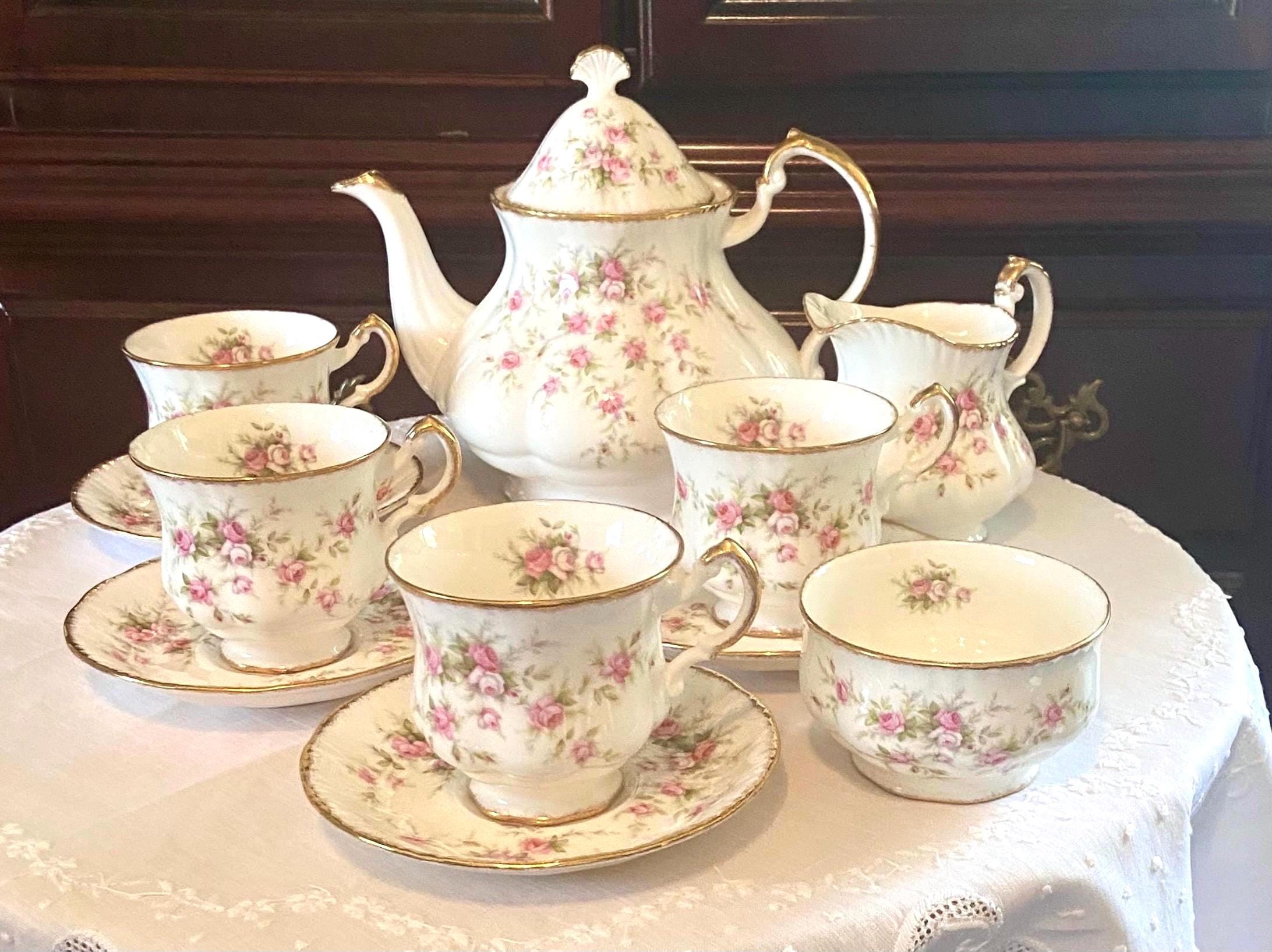 Paragon Victoriana Rose Tea Set 22 Kt Gold Bone China, 12-piece