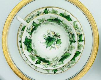 Royal Albert Ivy Lea Teacup Saucer: Vintage Bone China, 22kt Gold