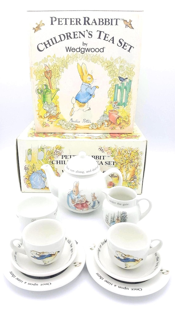 Child Size Tea Set Peter Rabbit 10 Piece Beatrix Potter Wedgwood