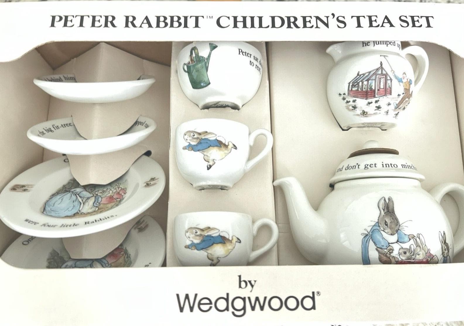 Child Size Tea Set Peter Rabbit 10 Piece Beatrix Potter Wedgwood