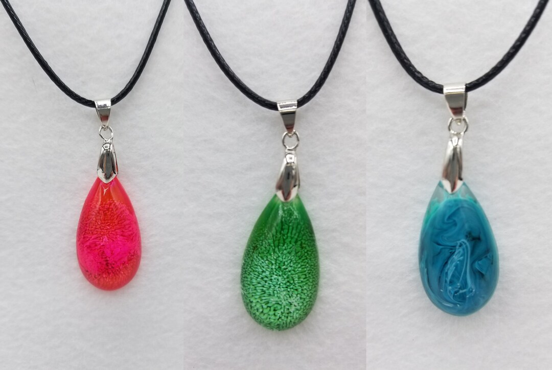 Rounded Teardrop Pendant Resin Necklace 3 Color Choices Etsy
