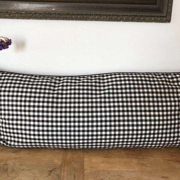 Coussin banquette à carreaux Vichy noir et blanc