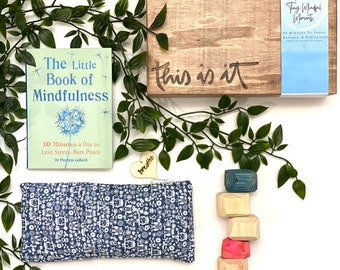 Pause & Play Mindfulness Bundle Gift Set/ Mindfulness Box