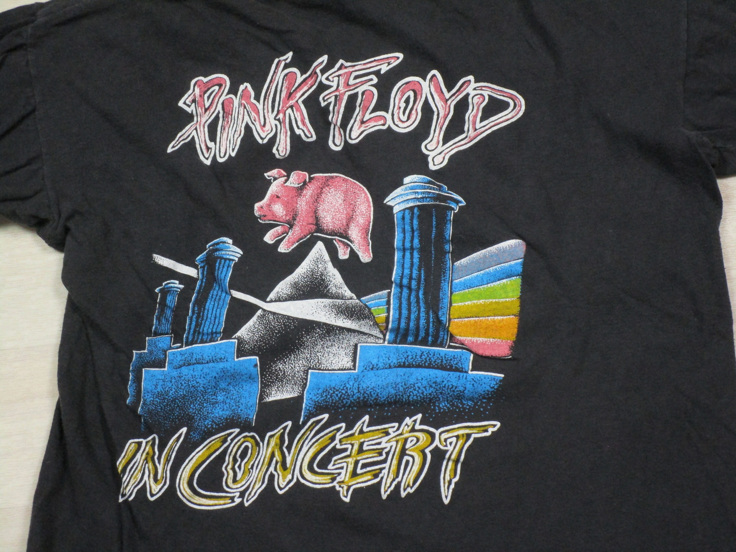 Vintage 1970\'s Pink Floyd Concert T Shirt S the Wall Parking Lot Single  Stitch Bootleg Fantasy - Etsy