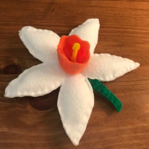 Motif de peluche jonquille en feutre