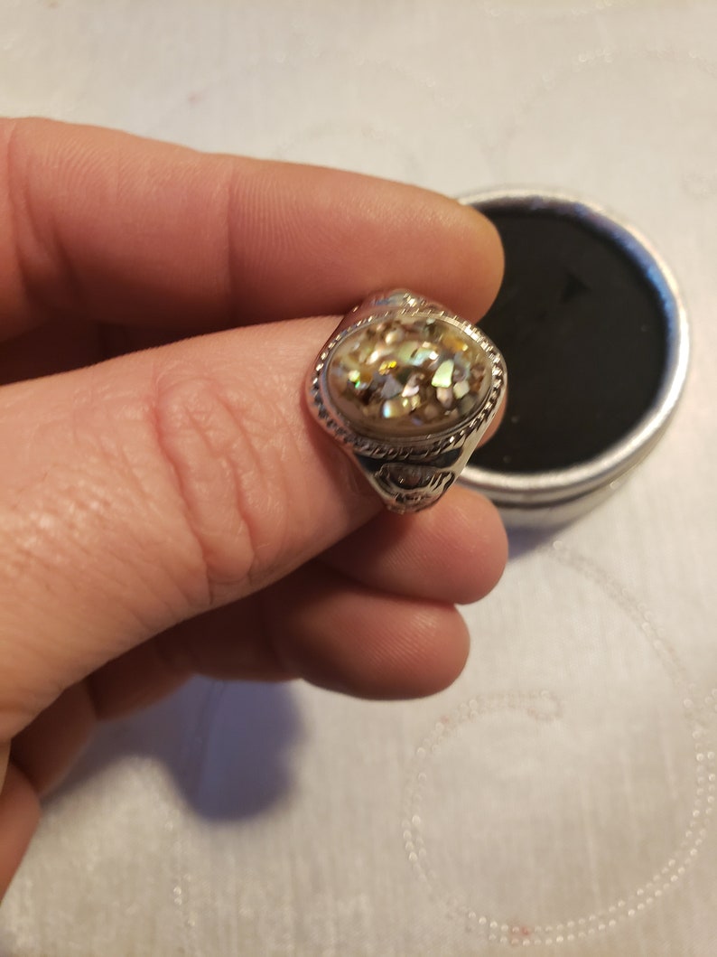 Womens 925 silver ring size 8