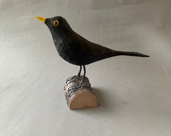 Hand Carved Common Blackbird from Icelandic Birch Wood - Turdus Merula  - Svartþröstur