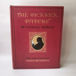 The Pickwick Papers (c 1920) Grande libro antico illustrato decorativo di Charles Dickens