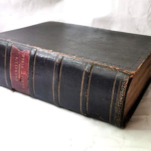 Antike KJV Familienbibel (um 1860) Illustrierte Familienbibel 900 Holzgravuren Übergroßes viktorianisches antikes Buch Clark Familiengeschichte