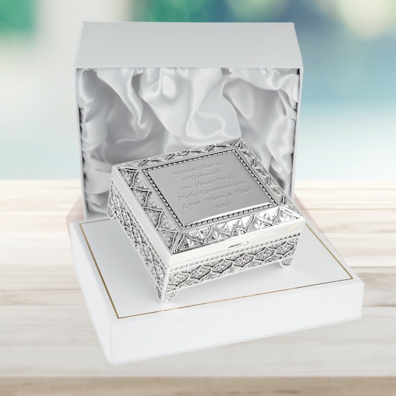 Caja de baratijas chapada en plata para regalo de primera comunión para  niña, idea de regalo personalizada para primera comunión para niña en una  caja de presentación forrada de satén 