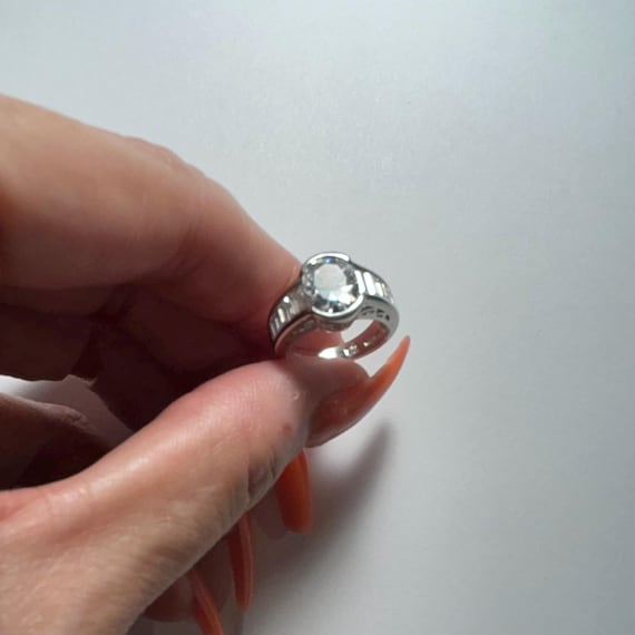 Vintage Oval CZ Sterling Silver Statement Ring, S… - image 4
