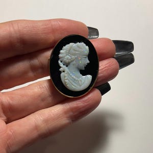 Opal cameo - Etsy 日本