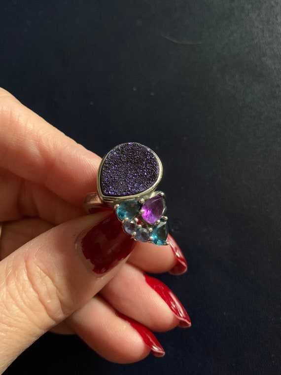 Size 7 Unique large cocktail ring featuring a pur… - image 1