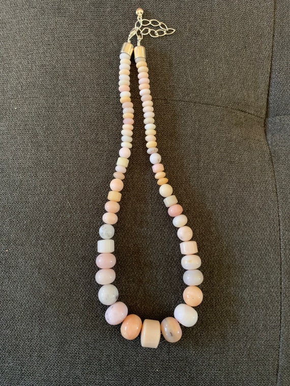 Large conch shell necklace featuring round and cy… - image 3