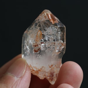 1 Moving bubble, Enhydro crystal point,Natural enhydro diamond, Enhydro quartz, Raw crystal point，Crystal gift,#183