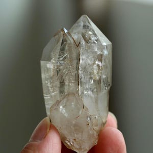 1 Moving bubble, Raw enhydro crystal,Natural Herkimer diamond point, Enhydro quartz point, Raw crystal quartz point, #467
