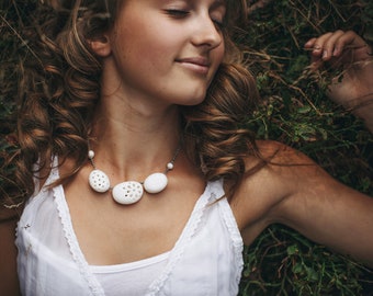 Pebbles necklace, Porcelain Necklace, Pebbles jewelry, Pure white porcelain necklace, Statement white necklace, White Pebbles, Ooak necklace