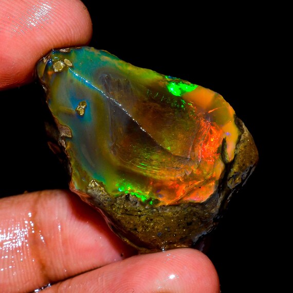 混合エチオピアオパールウェロ産チョーク鉱物標本原石