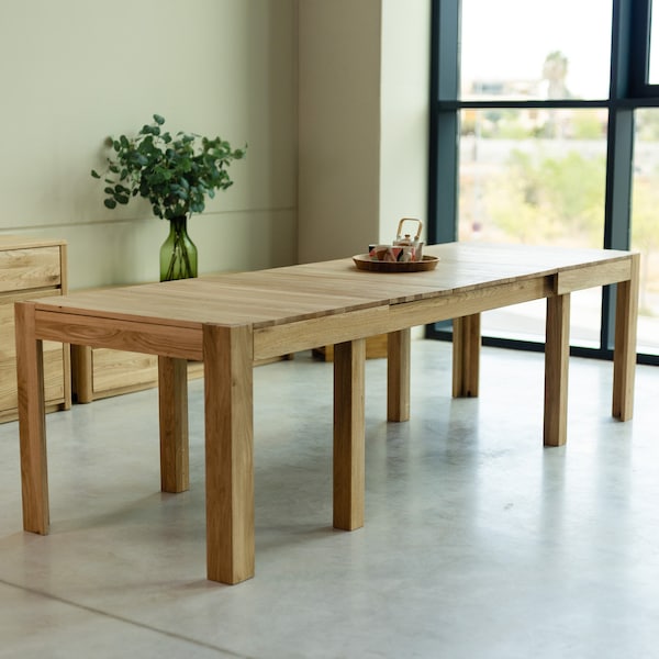 Table à manger extensible en bois de chêne massif, Ausziehbarer Tisch aus massifm Eichenholz, Mesa extensible de madera maciza roble escandinavo
