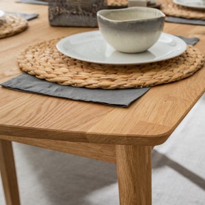 Dinning extendable table, solid oak wood in Scandinavian style, Mesa extensible de madera maciza roble 100 % natural, table à manger