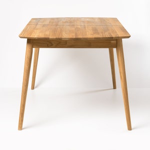 Dinning extendable table, solid oak wood in Scandinavian style, Mesa extensible de madera maciza roble 100 % natural, table à manger