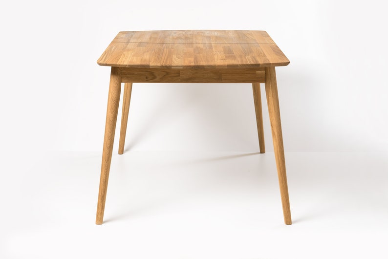 Dinning extendable table, solid oak wood in Scandinavian style, Mesa extensible de madera maciza roble 100 % natural, table à manger