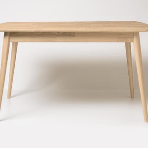 Dinning extendable table, solid oak wood in Scandinavian style, Mesa extensible de madera maciza roble 100 % natural, table à manger