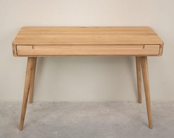 Schreibtisch aus Massivholz im skandinavischen Retro-Design, Schreibtisch mit  Bureau console en bois massif design scandinave