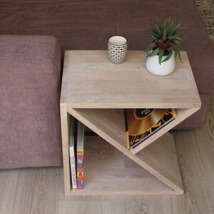 Beistelltisch Massivholz, Eiche, hochwertig, modern, für Wohnzimmer, Schlafzimme, Table d'appoint , bois massif, table de conception