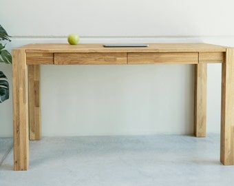 Schreibtisch aus Massivholz im skandinavischen Design, Bureau en bois massif design scandinave, Bürotisch aus Naturholz, table de bureau