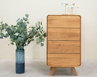 Commode en bois de chêne massif, Kommode aus massivem Eichenholz, Solid oak wood dresser, cómoda de madera maciza de roble