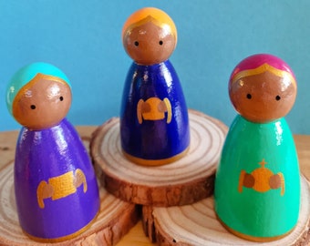 Trois rois de la nativité en bois, mages de poupée en bois peints à la main sur mesure, décoration de crèche de Noël