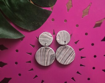 Verdant and Pink Enamel Buttons With Coconut Base Color Collision Buttons 0.51 inch 10 pcs.