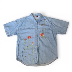 Vintage jaren 90 denim bloem geborduurde blouse met knopen aan de voorkant, maat Large
