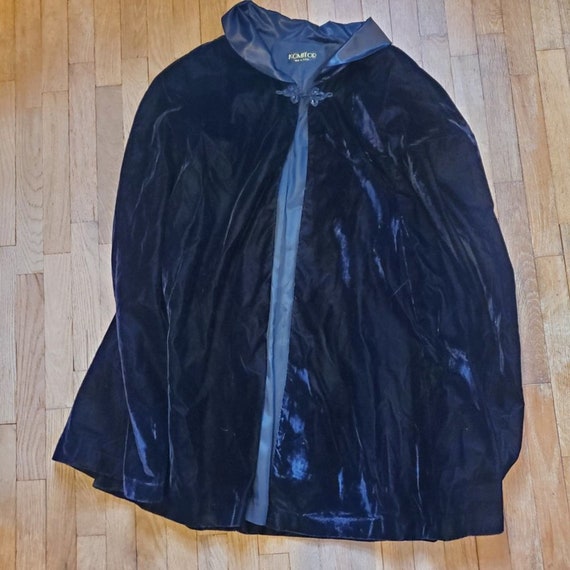 Vintage 80s 90s Black Crushed Velvet Cape Size 1X… - image 4