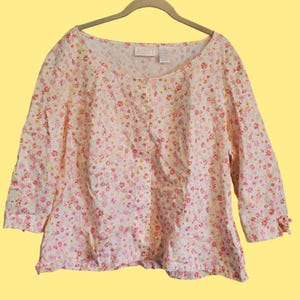 Vintage y2k Pink Yellow Green Floral Cotton Button Up Front Whimsical Blouse Top