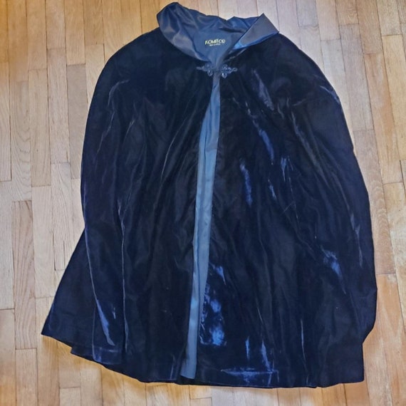 Vintage 80s 90s Black Crushed Velvet Cape Size 1X… - image 5