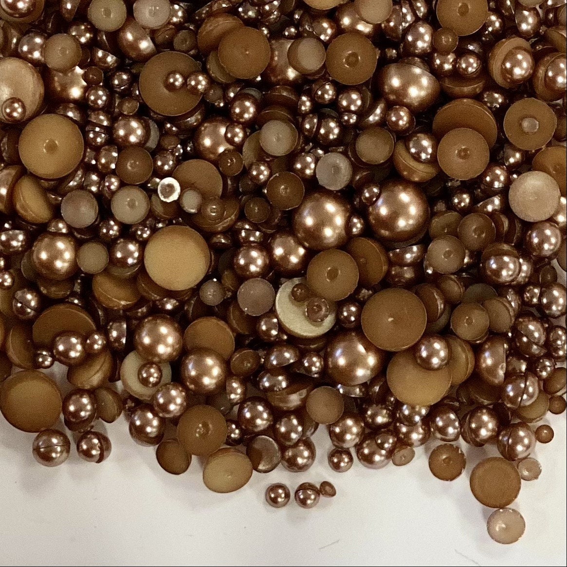 Bling World 800 Pcs Flat Back Pearls, Mixed Sizes 3-14mm Half Round Pearl Beads, 7 Size Black Flatback Half Pearls for Craft DIY Jewelry Making Nail